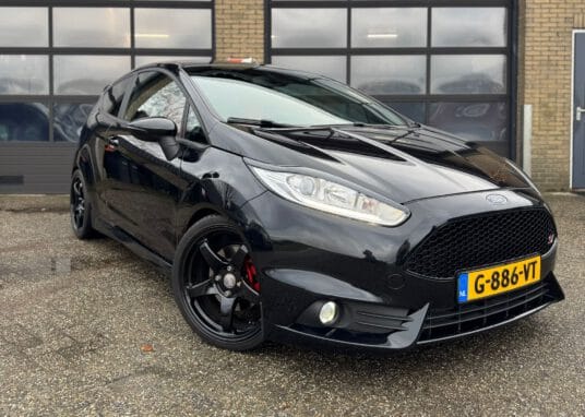 Ford_Fiesta_1
