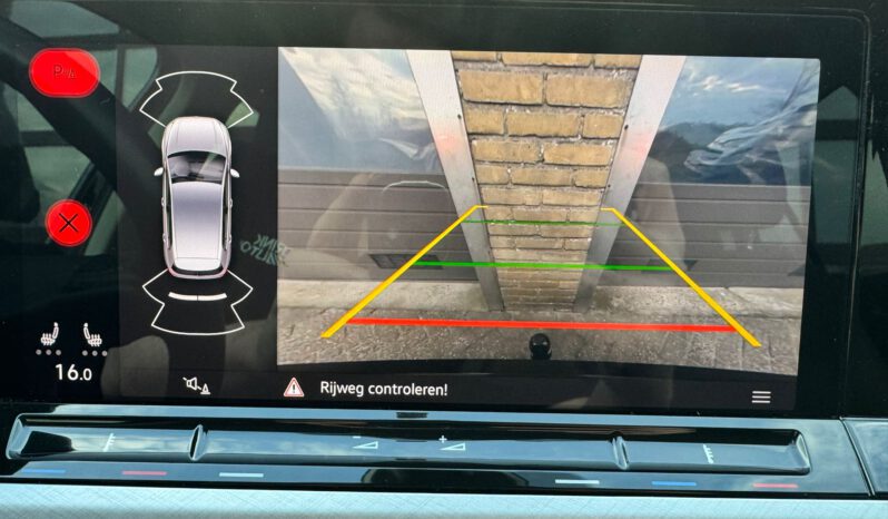 Volkswagen Golf 1.5 met trekhaak vol